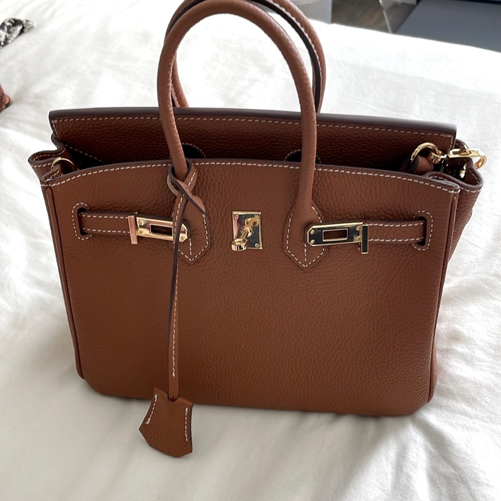 Millie Bags (formerly Handbag Resort) tote bag in gorgeous tan leather